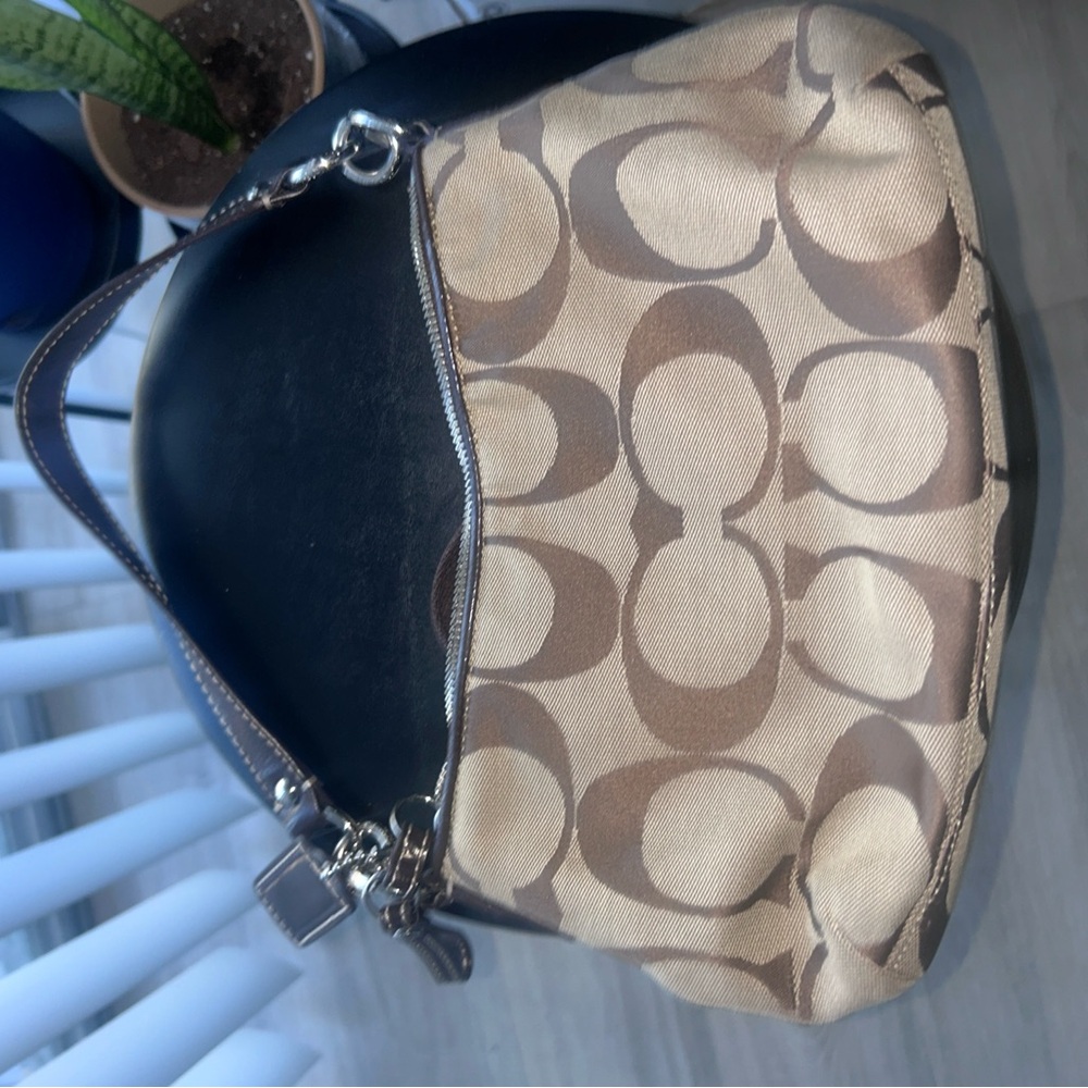 Coach Brown Signature Logo Shoulder Bag - Picture 3 of 6